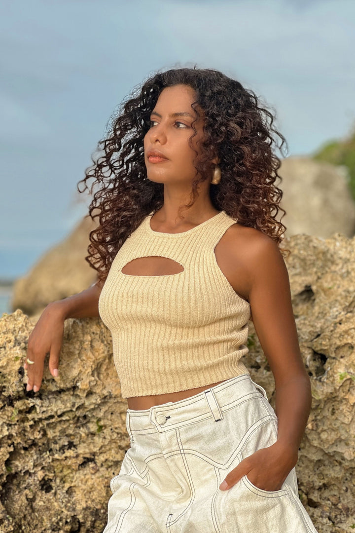 Begina Knitt Crop Top