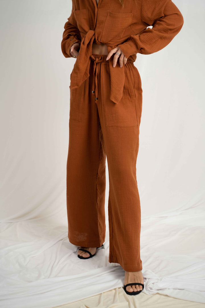 Caria Pant