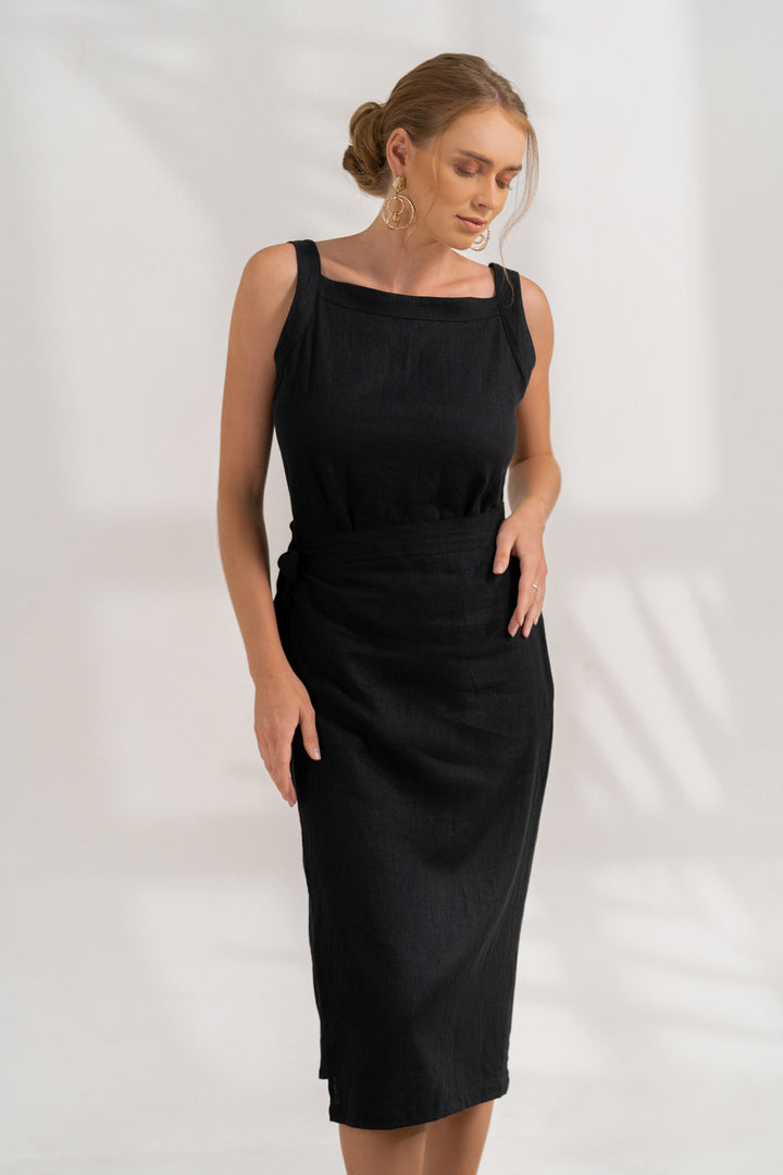 Zannas Midi Dress Black